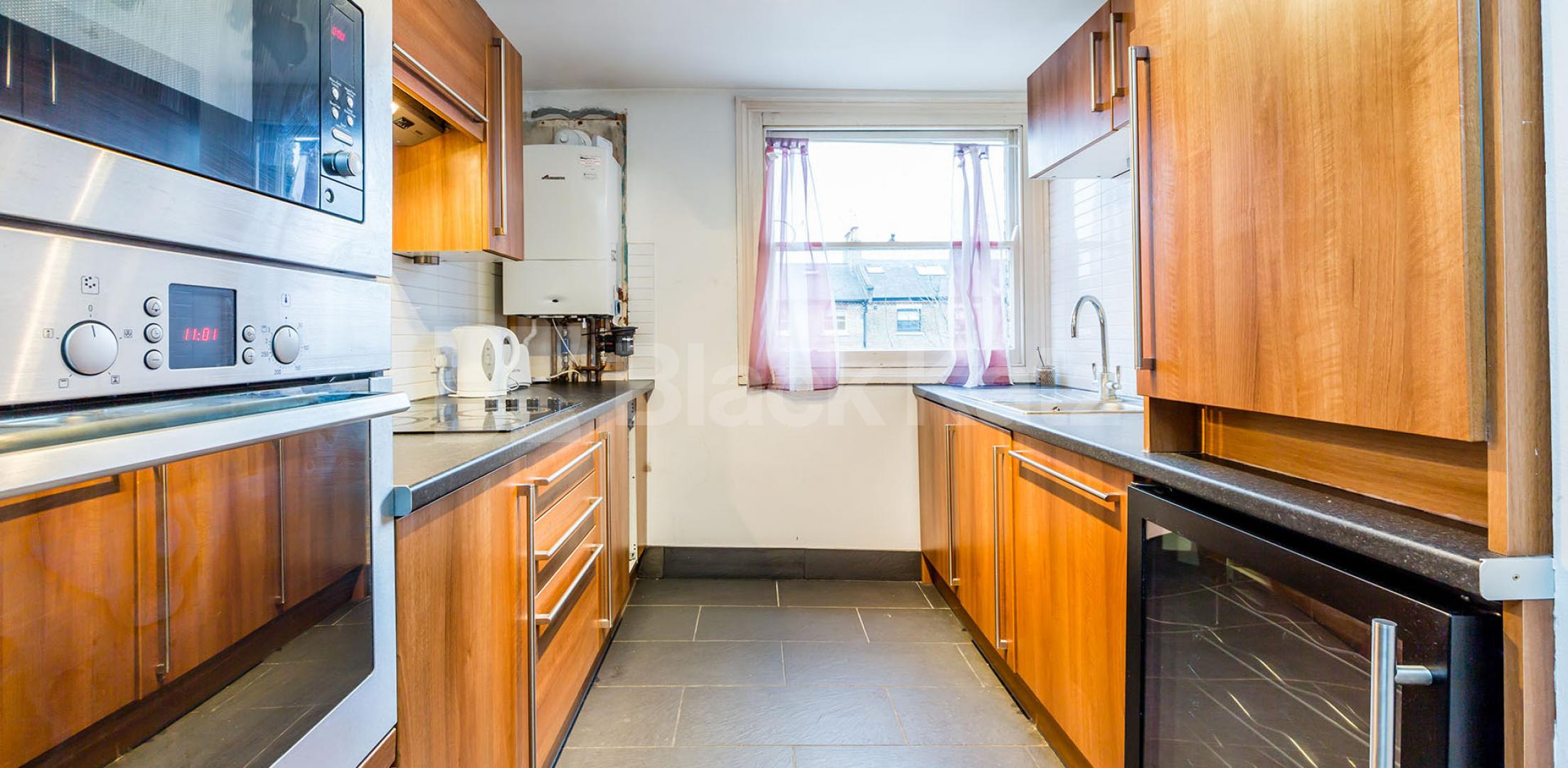 			2 Bedroom, 1 bath, 1 reception Flat			 Tufnell Park Road, TUFNELL PARK